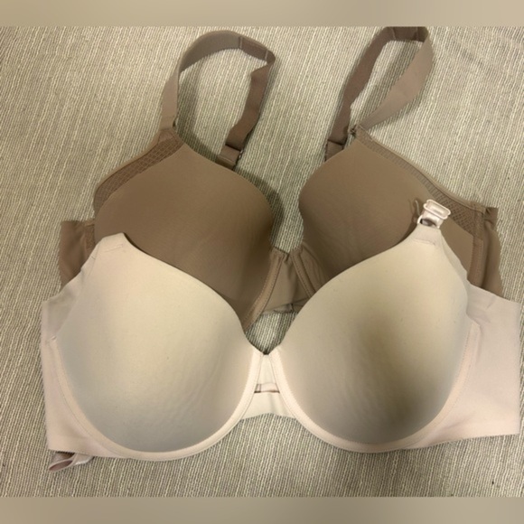 Warner's Other - Warner’s lot of 2 CREM/WHT Underwire bras Sz 40C